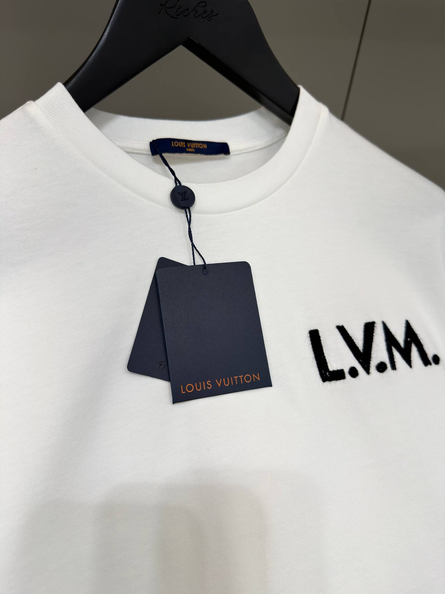 Мъжка Тениска LV033