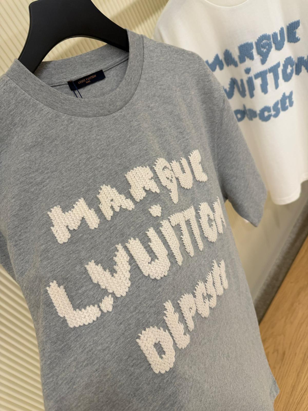 Мъжка Тениска LV022